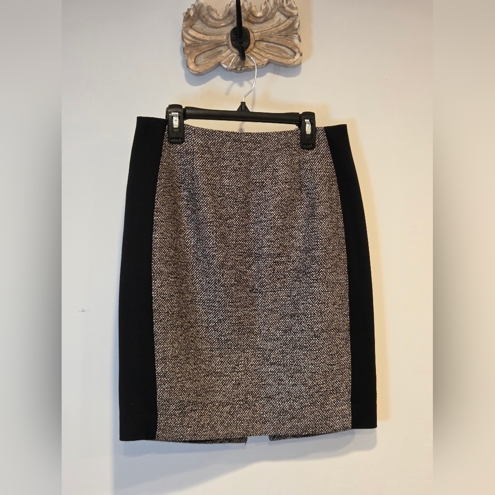 WhiteHouse Black Market Elegant Black/Delicate SparkleTouch Women's Skirt,Size 4